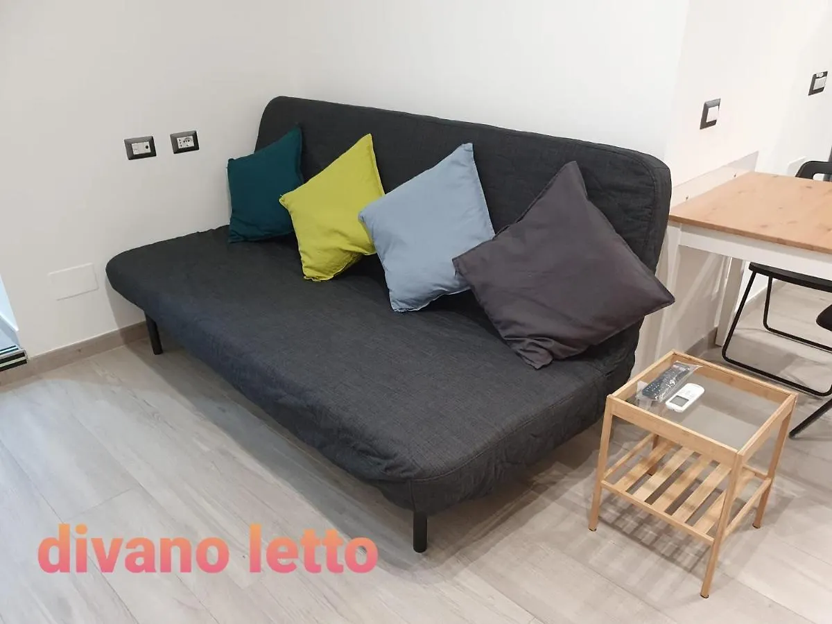 Affittacamere @Home Napoli Italia